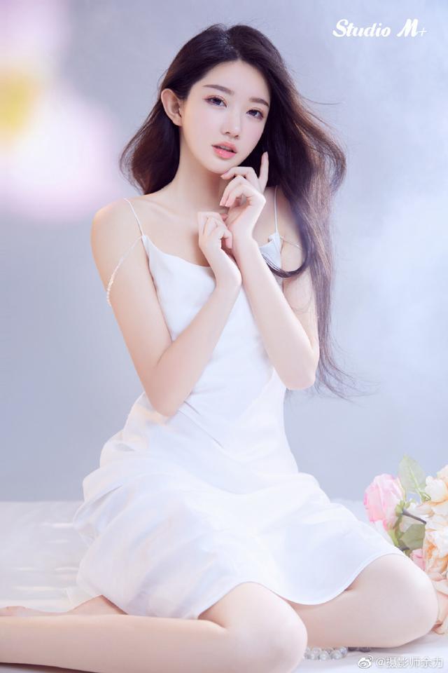真人大图新片速递